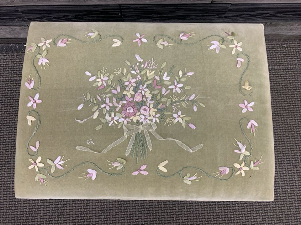 GREEN EMBROIDERED FOOT STOOL W WHITE LEGS.
