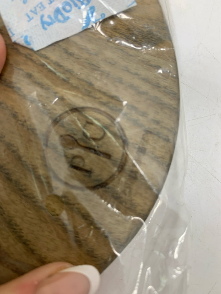 NIB ASH WOOD SERVING BOARD #1481.
