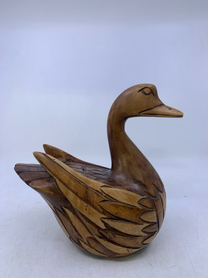 HEAVY WOOD CARVED GOOSE/DUCK.