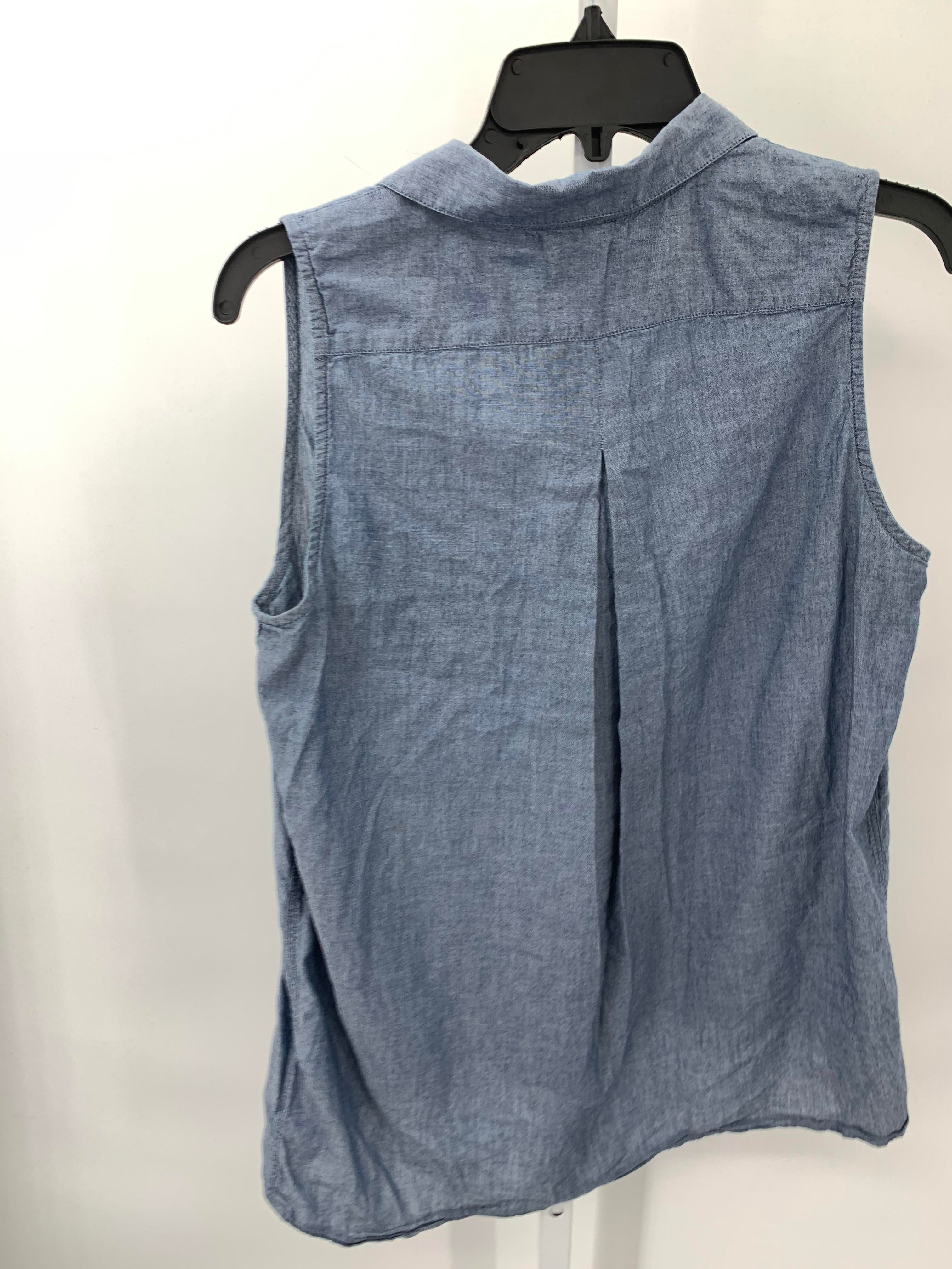 Gap Size Small Misses Sleeveless Shirt