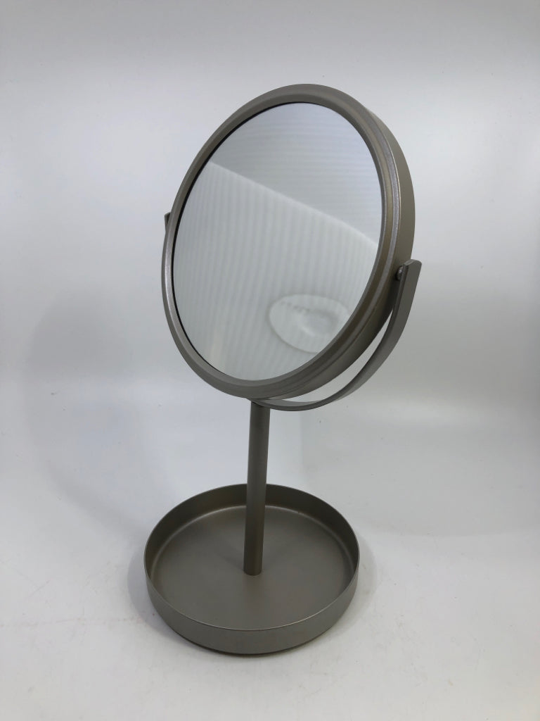 SILVER METAL MIRROR W/ DISH ON BOTTOM.
