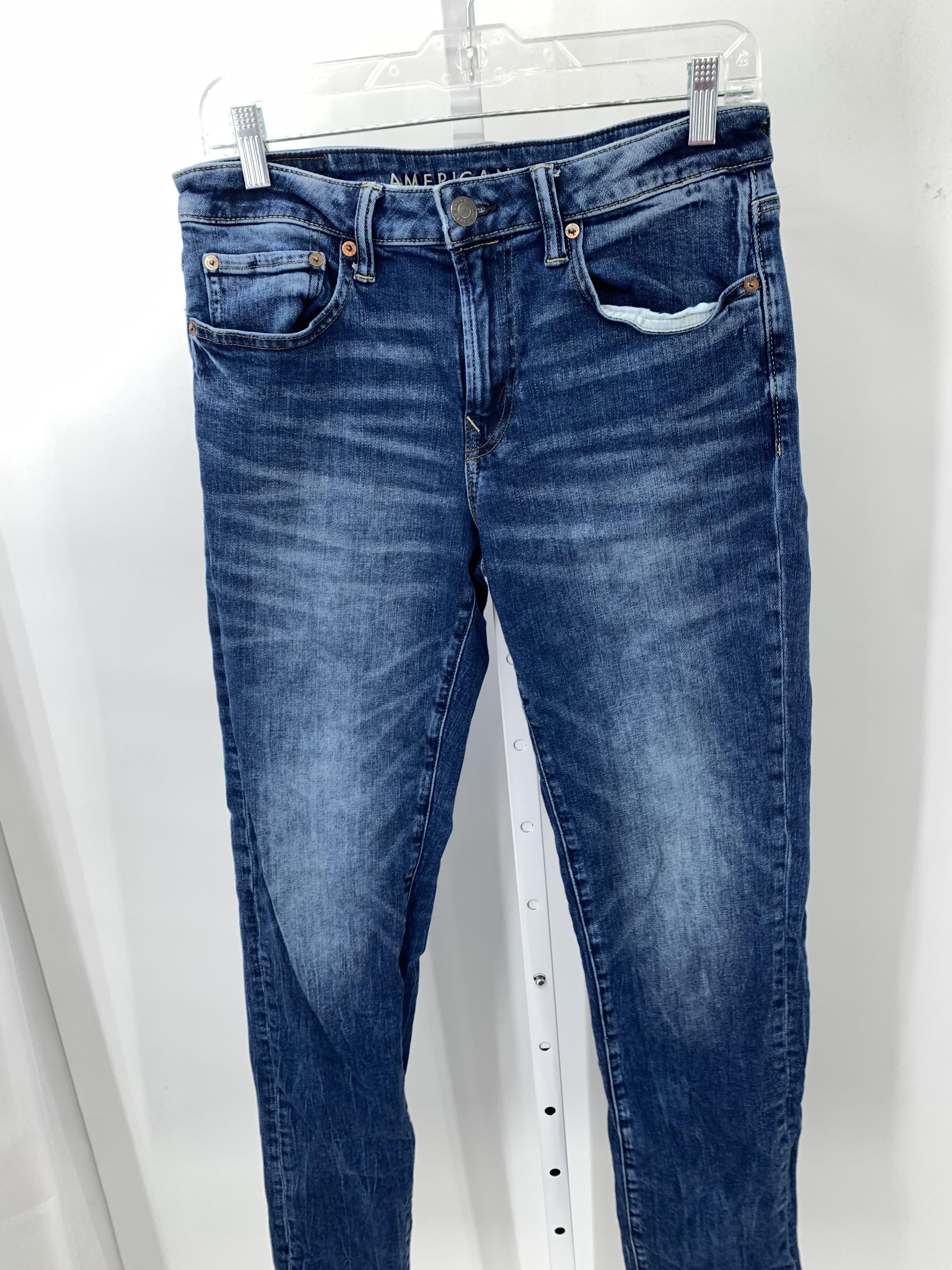 SLIM STRAIGHT JEANS