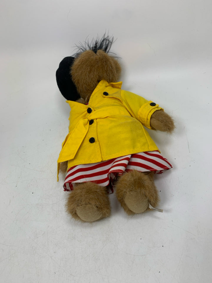 BROWN BOYDS BEAR W/ YELLOW RAIN COAT.