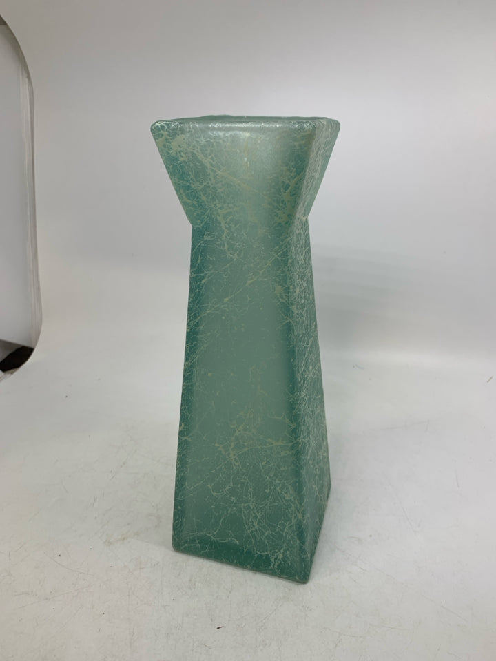 HEAVY GLASS FROSTED LIGHT BLUE GLASS W/ LINE DETAILS VASE.