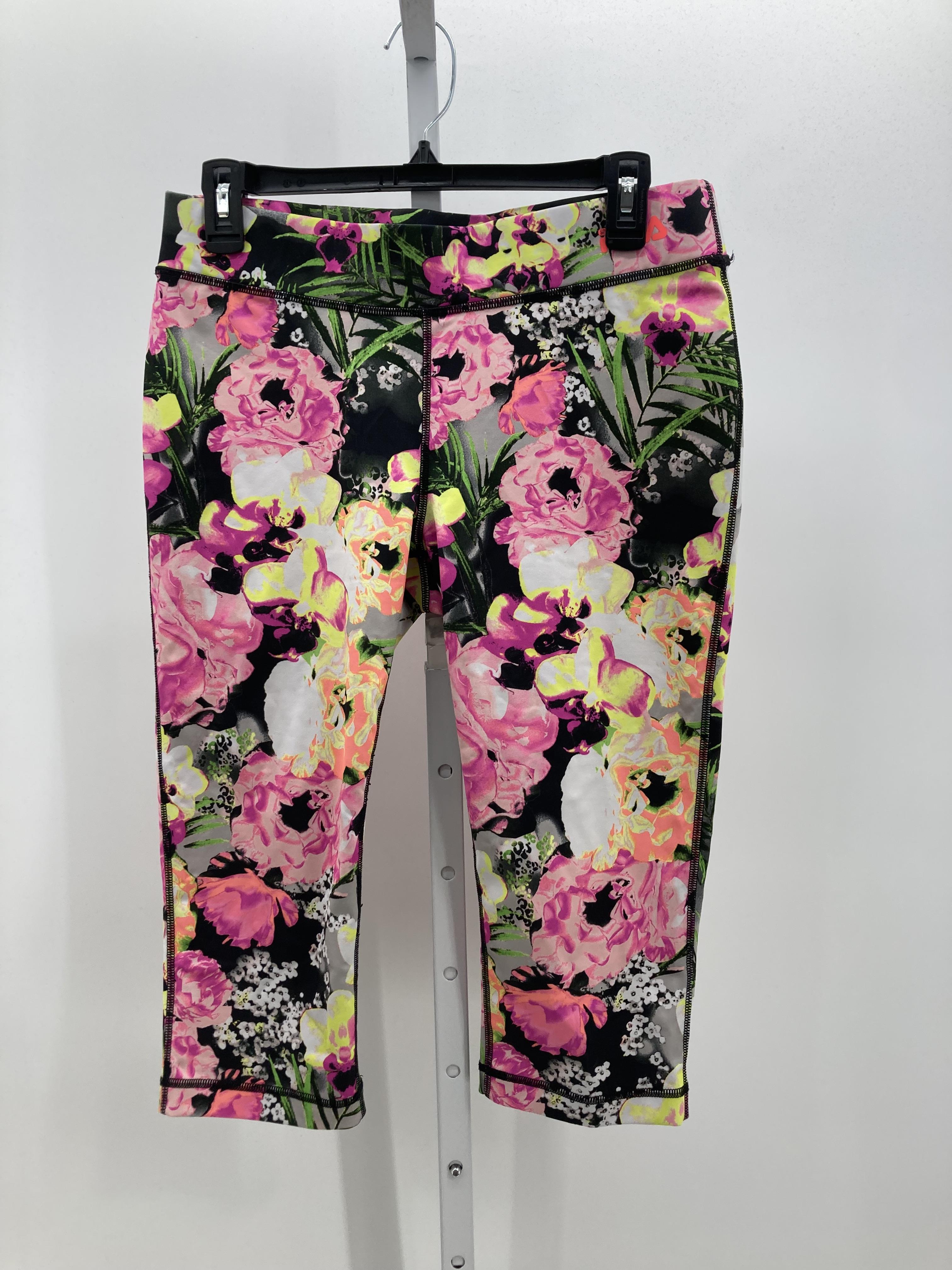 Fila Size Medium Misses Capri Pants