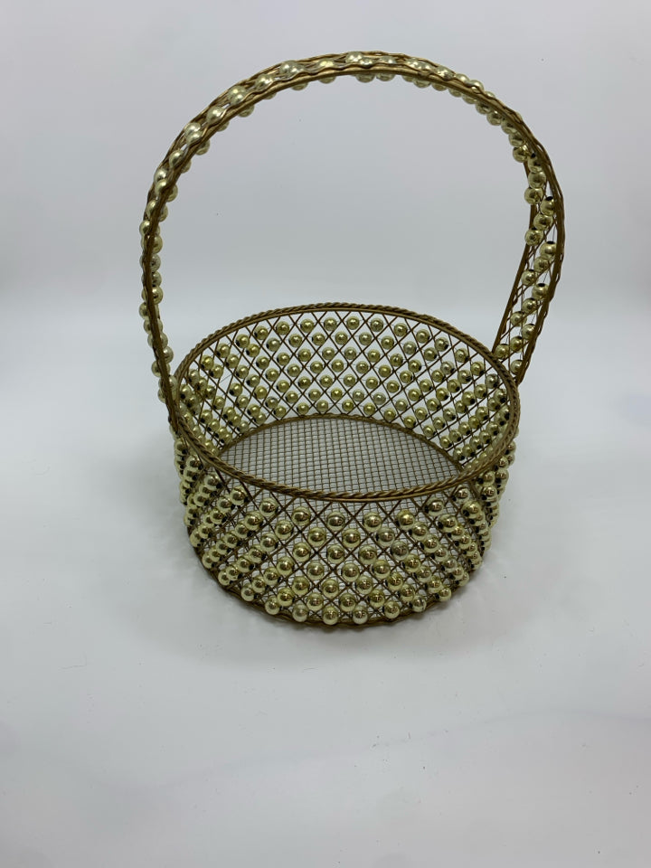 GOLD WIRE BASKET W/ GOLD PEARLS.