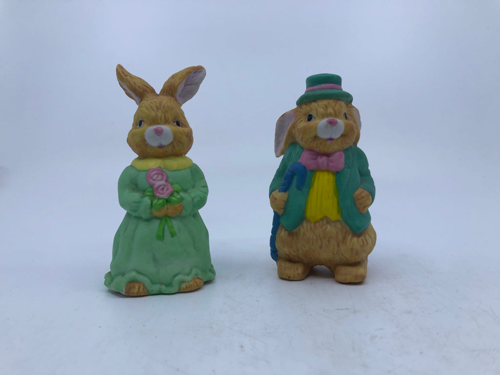 2PC BUNNY COUPLE W/GREEN DRESS AND COAT.