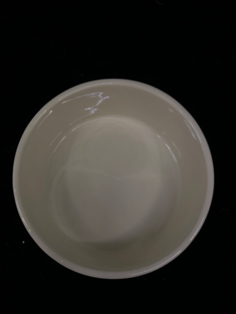NIBBLE CERAMIC PET DISH.