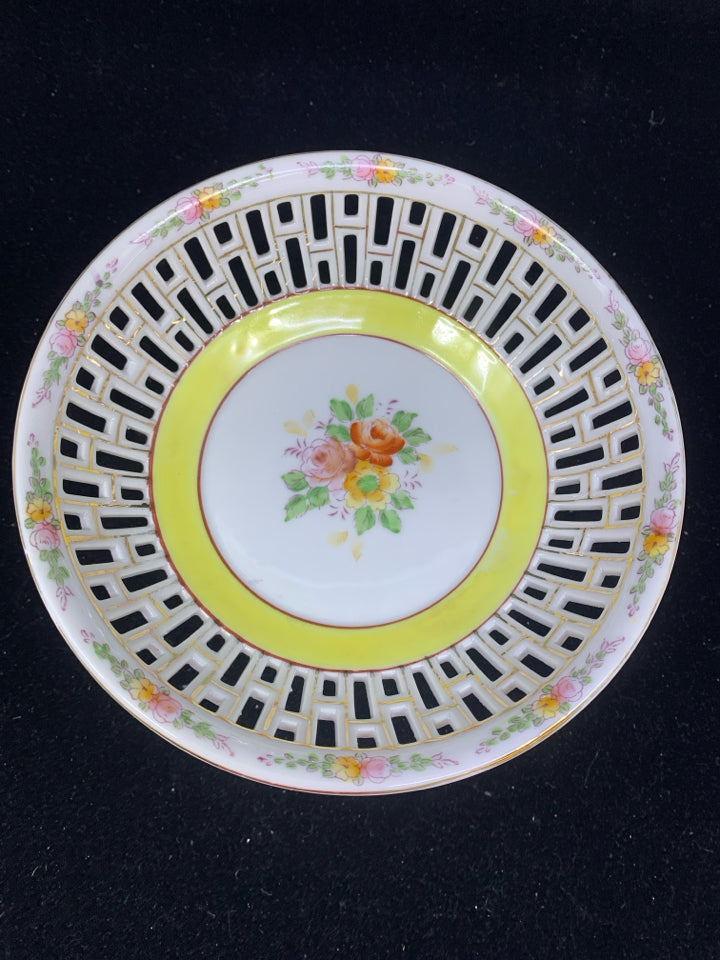 ASIAN STYLE LACE FOOTED BOWL W ORANGE AND YELLOW FLORAL- JAPAN.