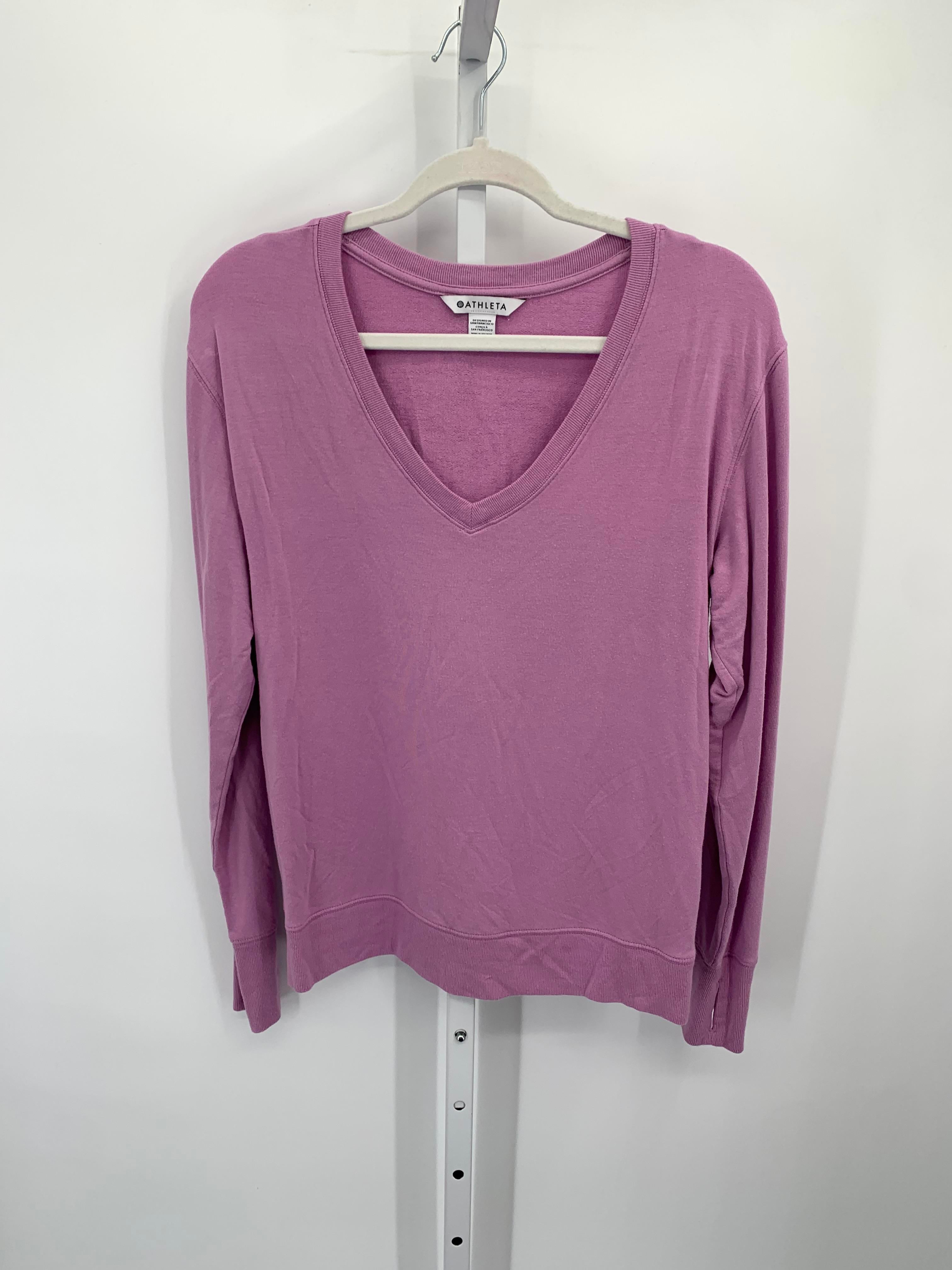 Athleta Size Medium Misses Long Sleeve Shirt