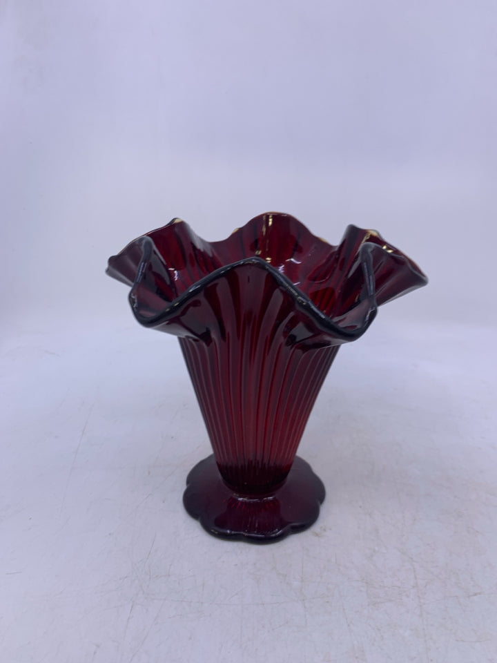 VTG RUFFLE EDGE FLARED VASE.