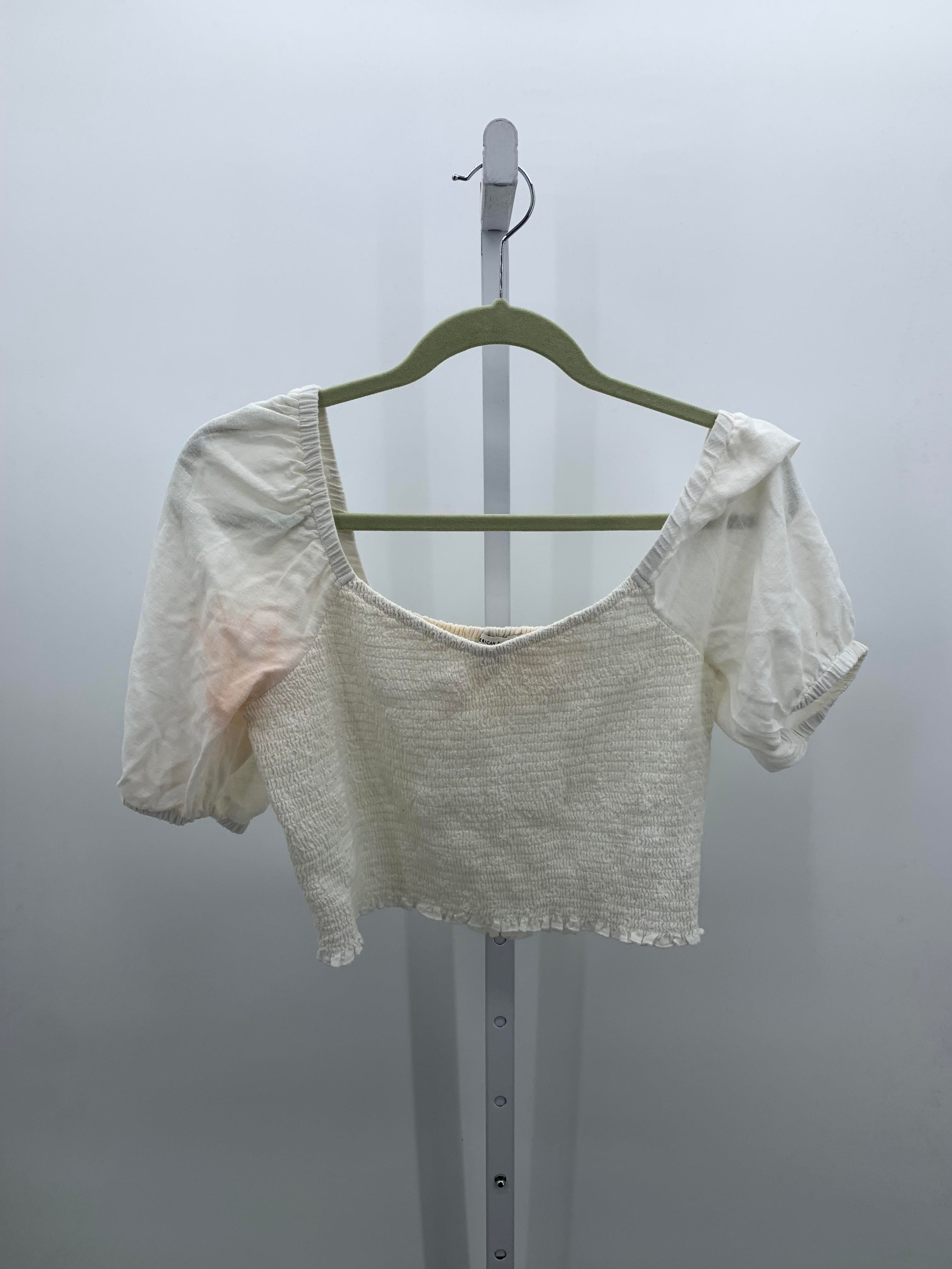 American Eagle Size Medium Juniors Short Sleeve Shirt