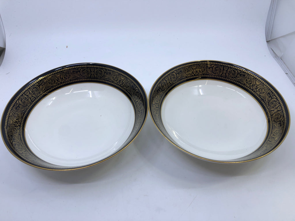 2 VTG BLACK AND GOLD SERVING BOWL SET.
