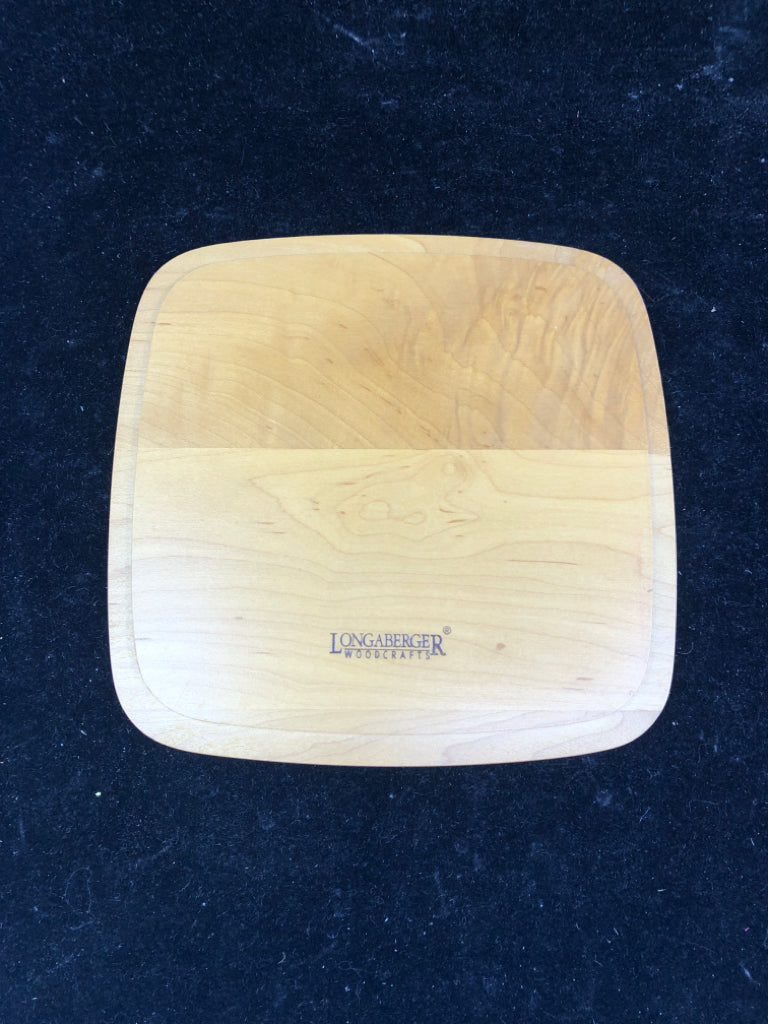 LONGABERGER BASKET QUILT PATTERN LID.