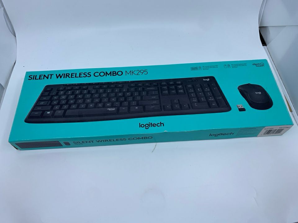 NIB SILENT WIRELESS KEYBOARD.