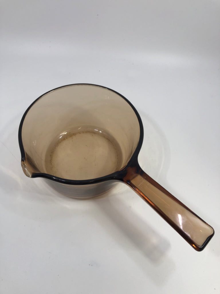 BROWN GLASS SAUCE PAN W/HANDLE.