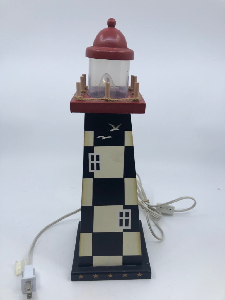 WOOD PRIMITIVE STYLE B/W CHECKERED LIGHT UP LIGHTHOUSE.