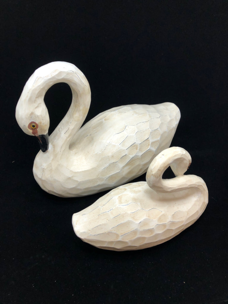 2 CARVED SWAN FIGURES.