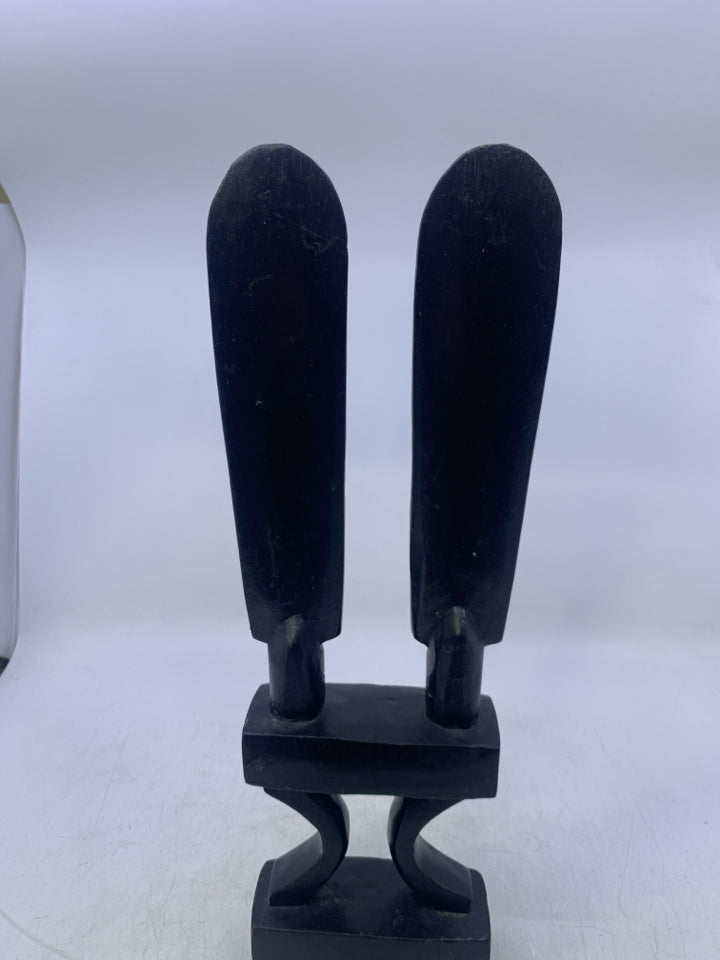 BLACK WOOD CARVES 2 HEADS FOLK ART.