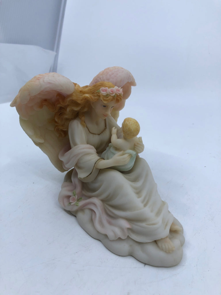 CHILDREN'S JOY SERAPHIM CLASSICS ANGEL WITH BABY.