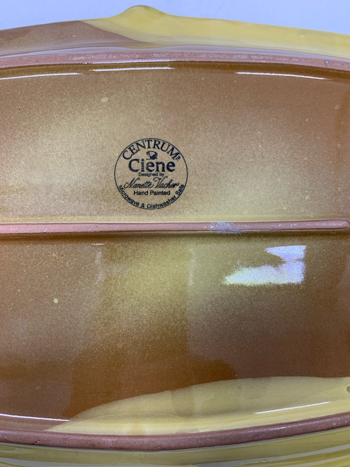 LARGE OVAL DETAILED TRAY.