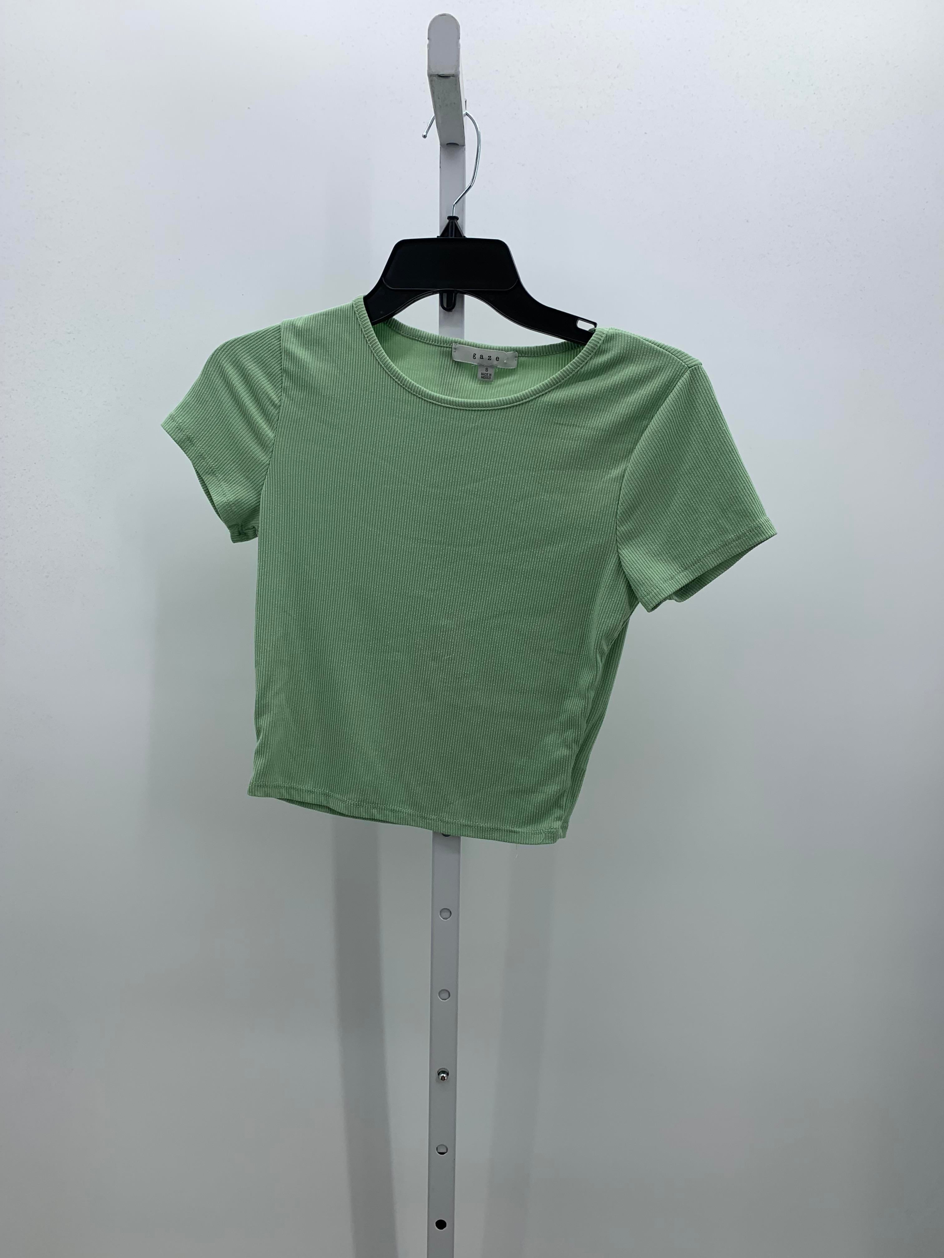 Gaze Size Small Juniors Short Sleeve Shirt