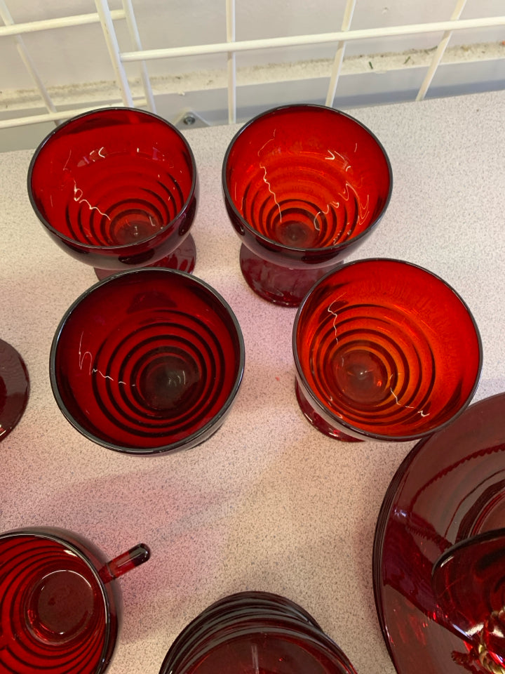 33PC RED RUBY GLASSWARE-SVC 4+.