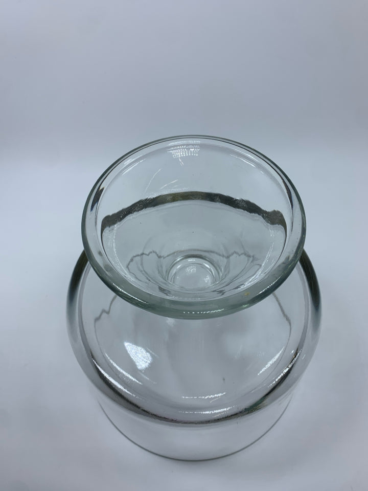 CLEAR GLASS TRIFLE BOWL W/GOLD RIM.