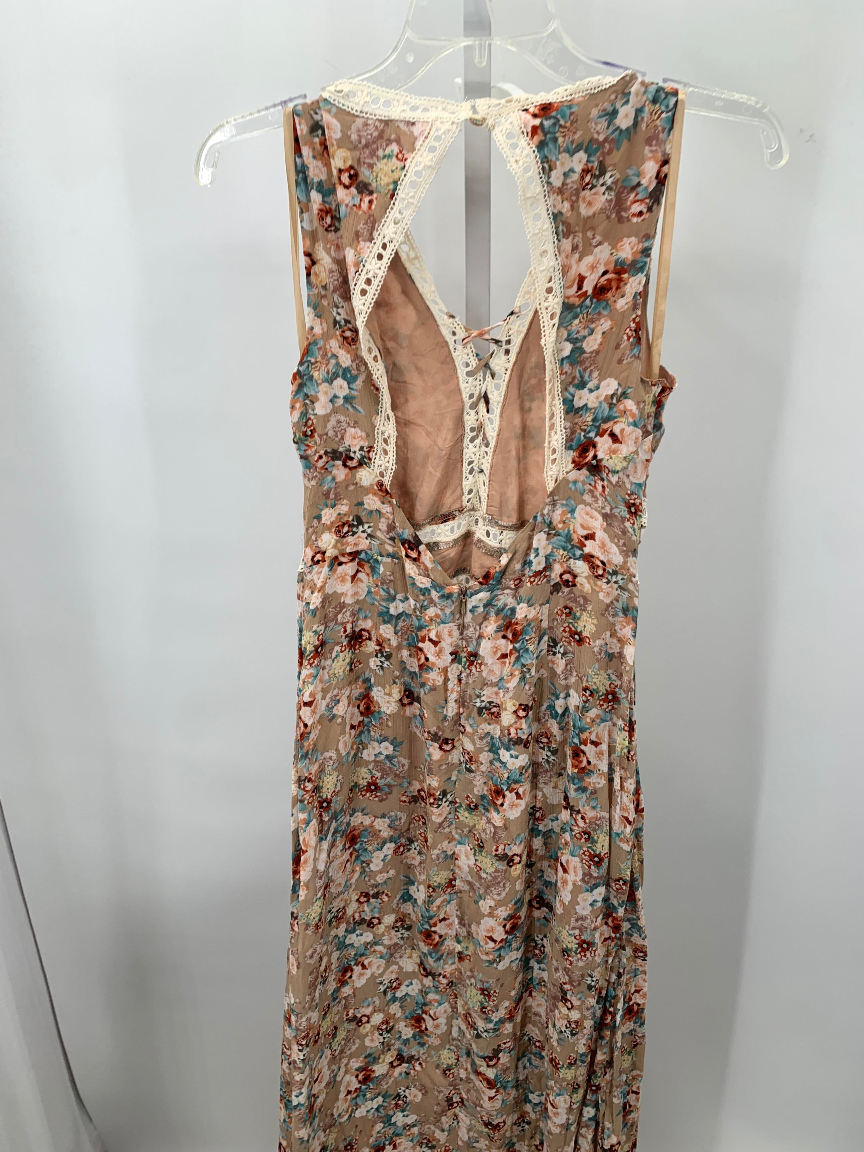 Lulus Size Medium Juniors Sleeveless Dress