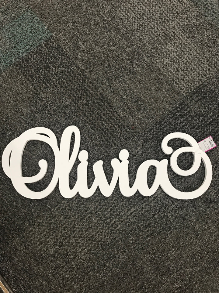 Large "Olivia" room sign