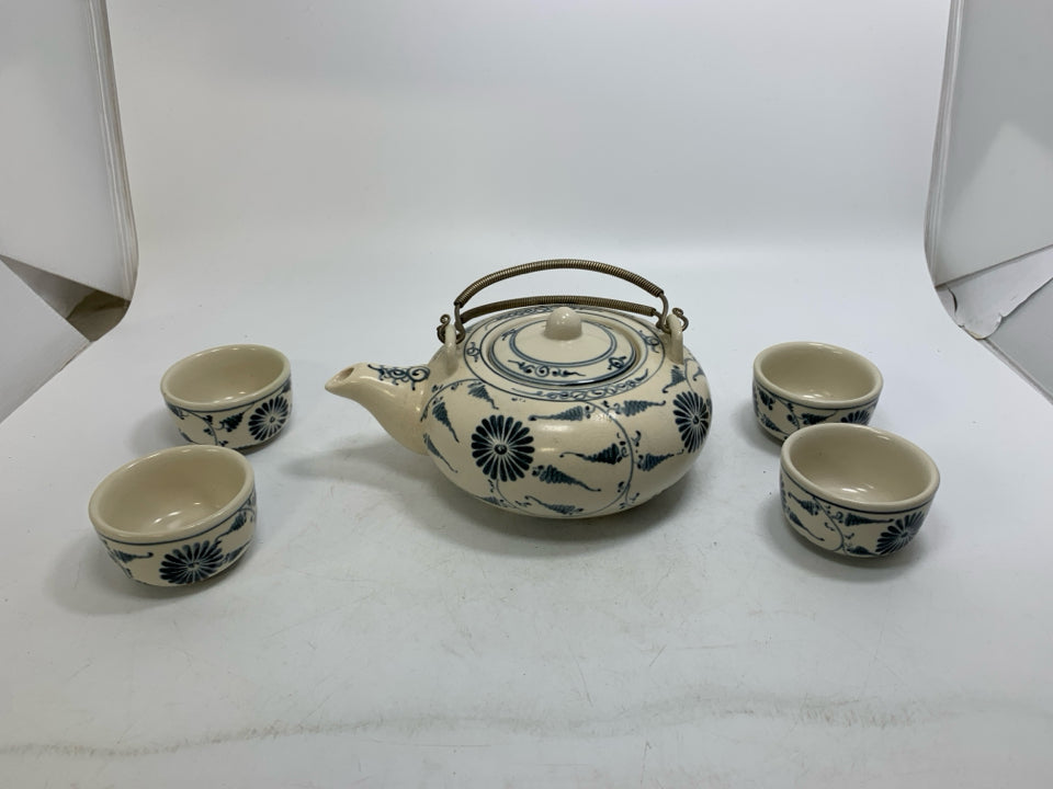 5 PC CREAM W/ BLUE FLORAL DETAIL JOYCE CHEN ASIAN STYLE TEA SET METAL HANDLES.