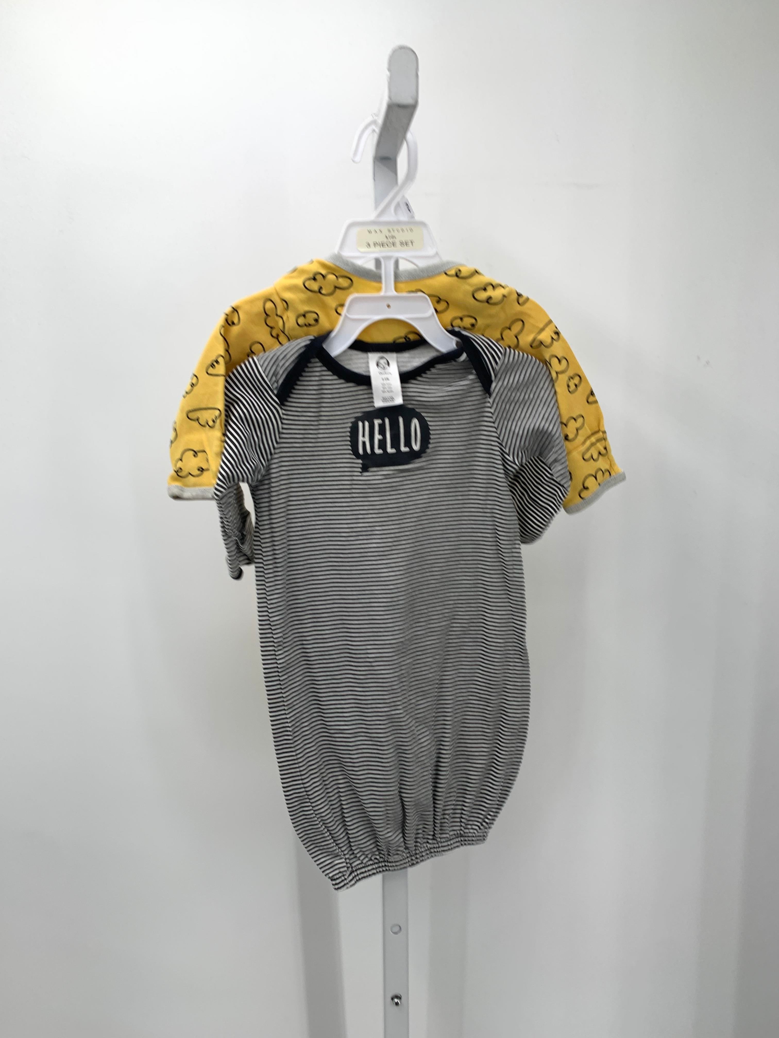 TWO LONG SLV GOWN SLEEPER