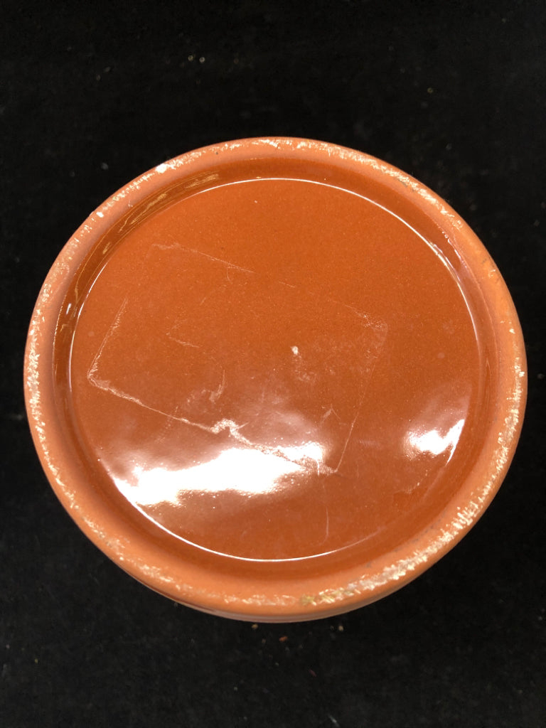 TALL TERRA COTTA WINE BOTTLE SLEEVE.