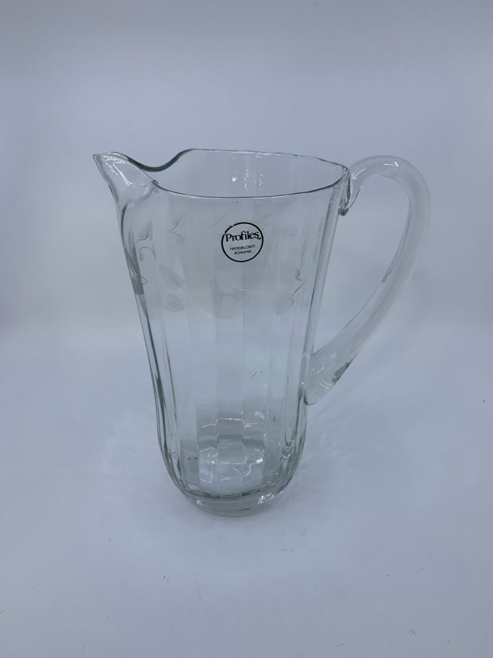 CLEAR RIBBED GLASS PITCHER W/ ICELIP & LEAF ETCHING.