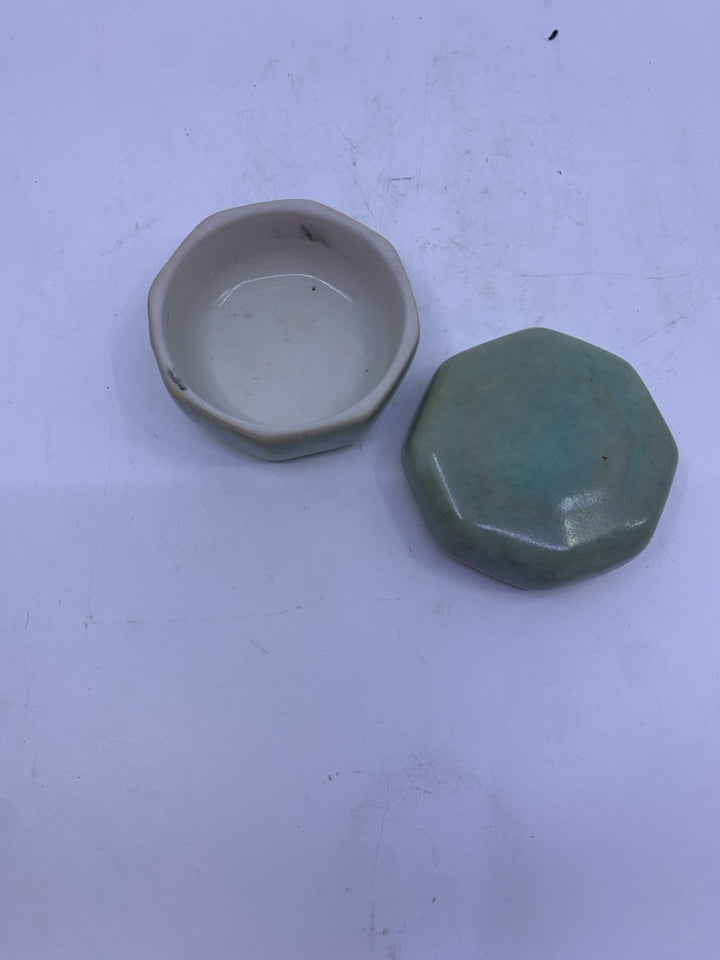 GREEN OCTAGON TRINKET JAR.