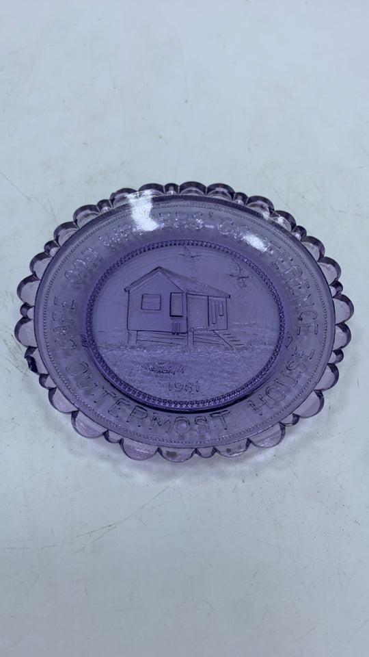 VTG PURPLE GLASS PINPOINT CUP PLATE.