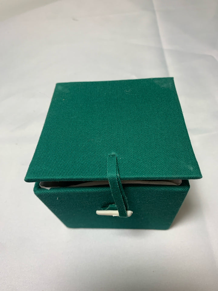 WHITE FLORAL W BIRDS ORNAMENT IN BOX.