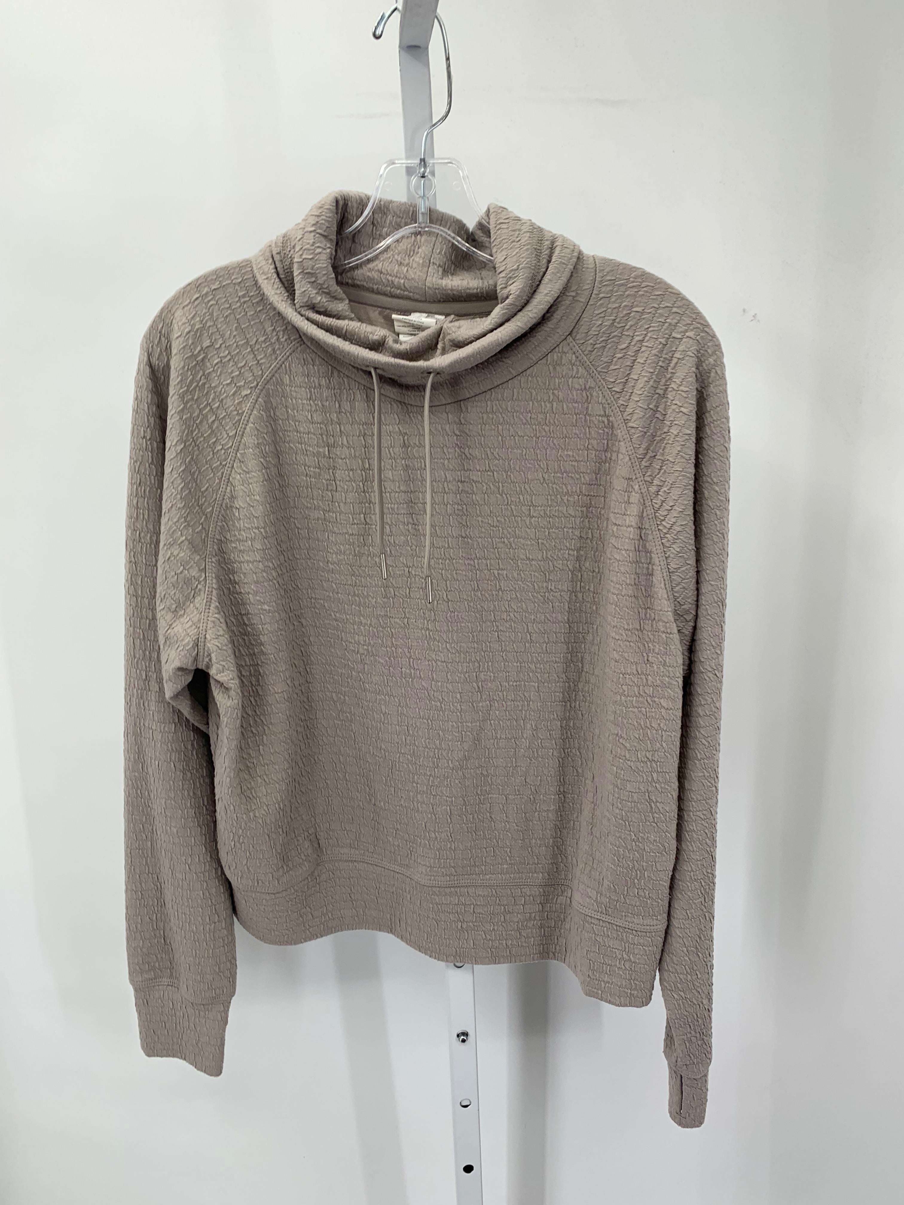 Danskin Size Medium Misses Long Sleeve Shirt