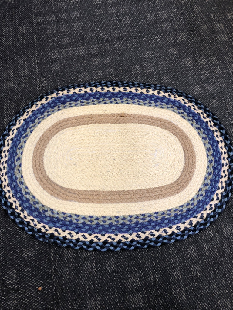 NAVY ANCHOR BRAIDED JUTE RUG.