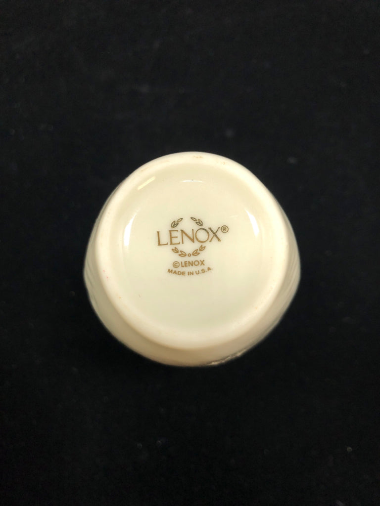MINI LENOX WAVY LINED PORCELAIN VASE.