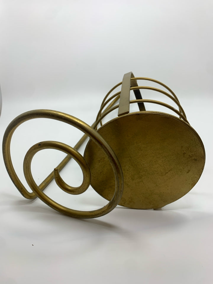 SWINGING GOLD CANDLE LANTERN.