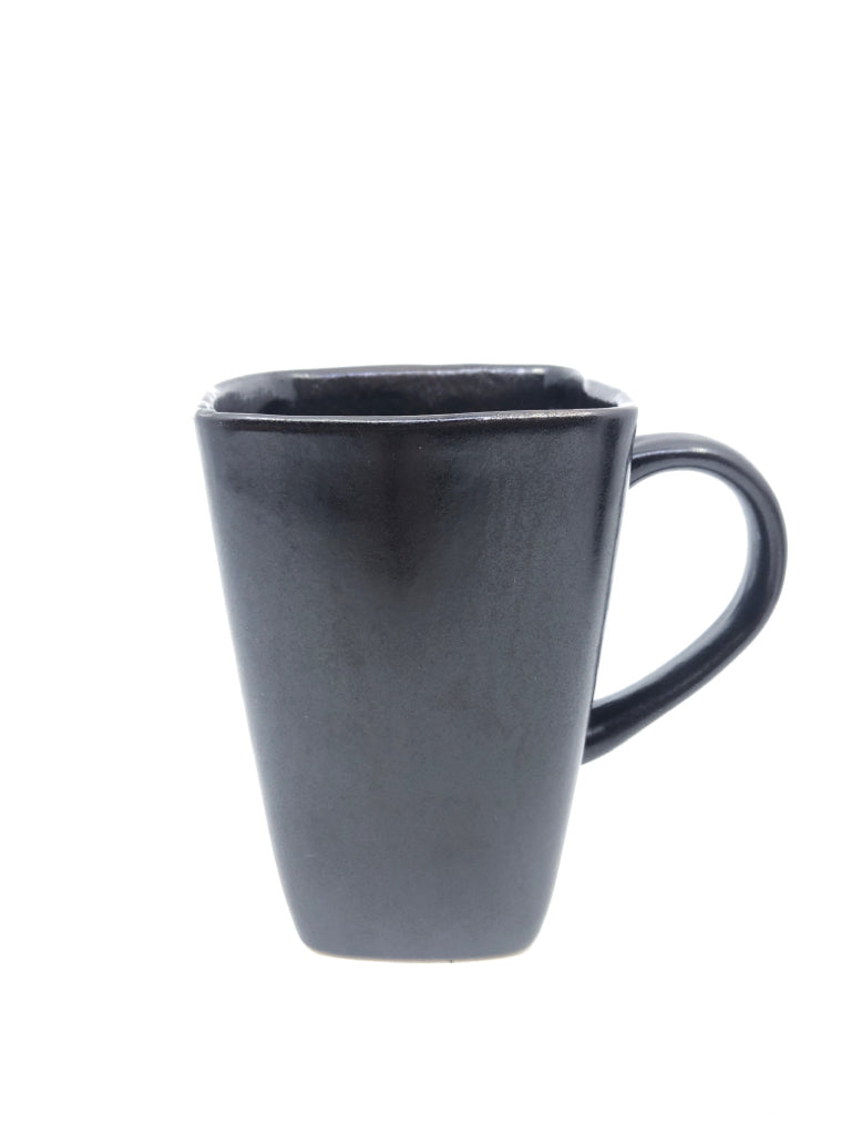 4 BLACK TEAL INSIDE MUGS.