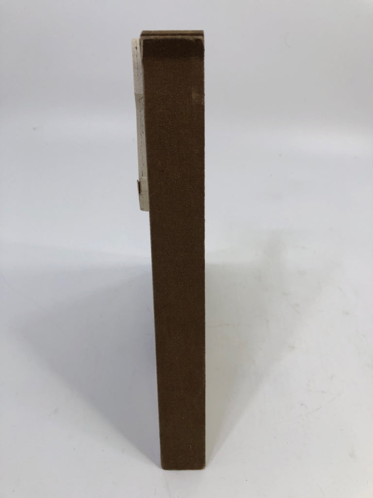 WOOD TEEPEE ALL WHO WANDER WOOD BLOCK.