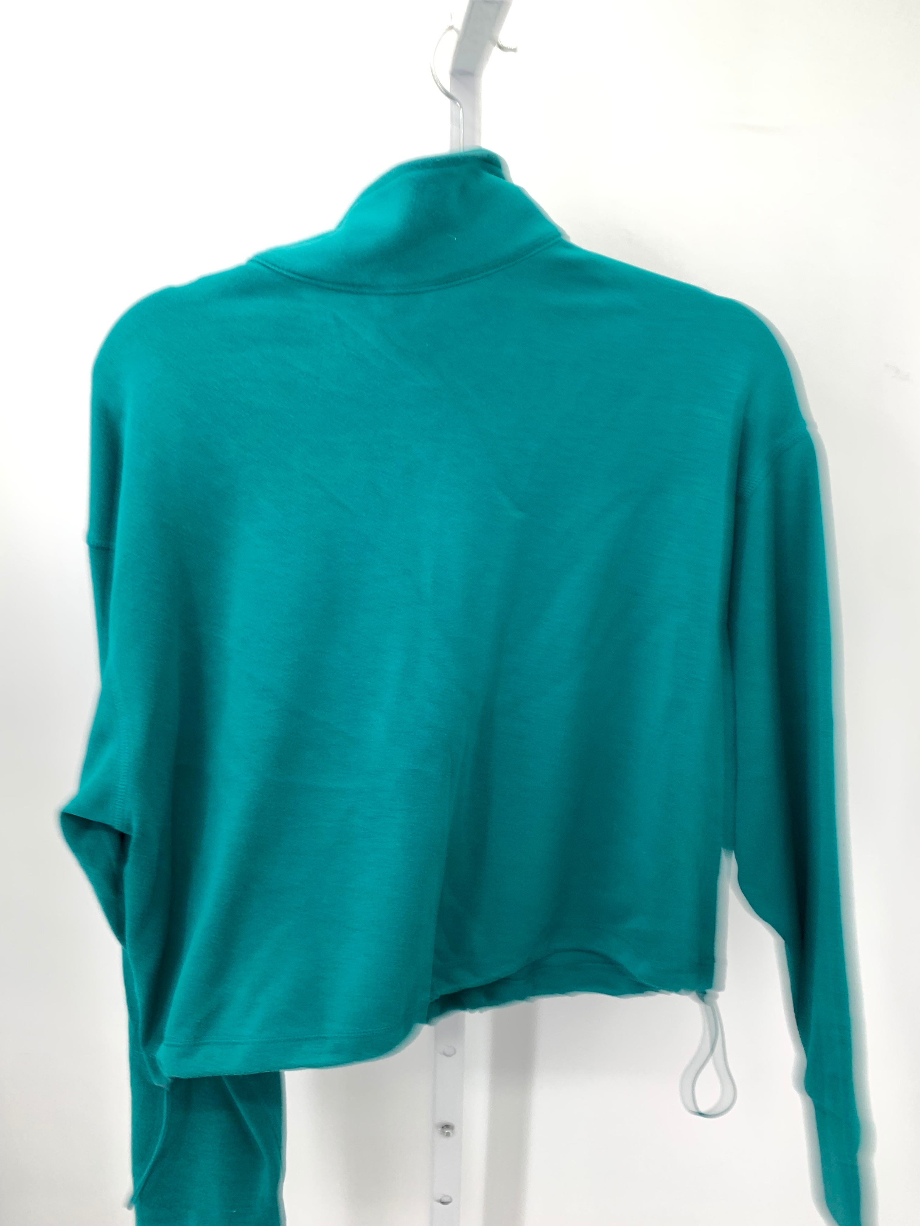 Yogalicious Size Medium Misses Long Sleeve Shirt