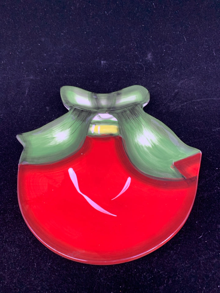 CERAMIC RED ORNAMENT PLATE.