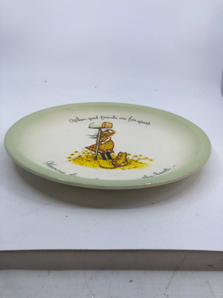 VTG WHEN GOOD FRIENDS DISH- HOLLY HOBBIE.