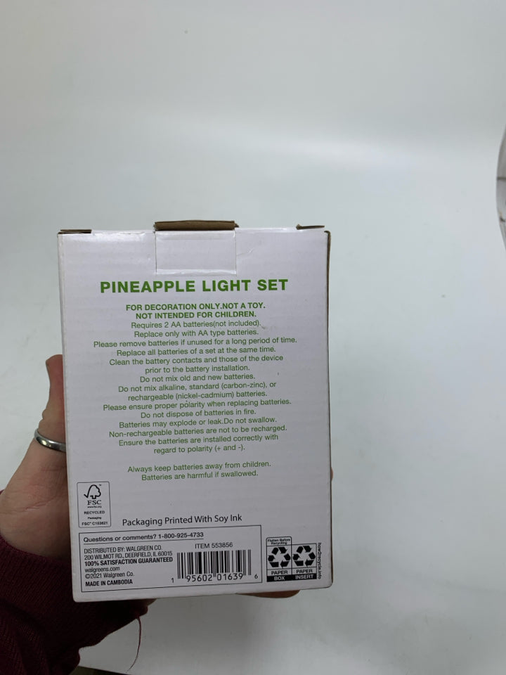 NIB PINEAPPLE STRING LIGHTS.