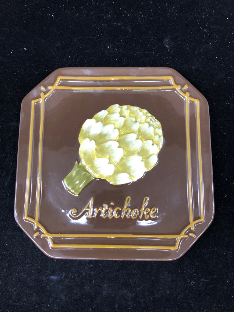 ARTICHOKE BROWN  TRIVET/PLATE.
