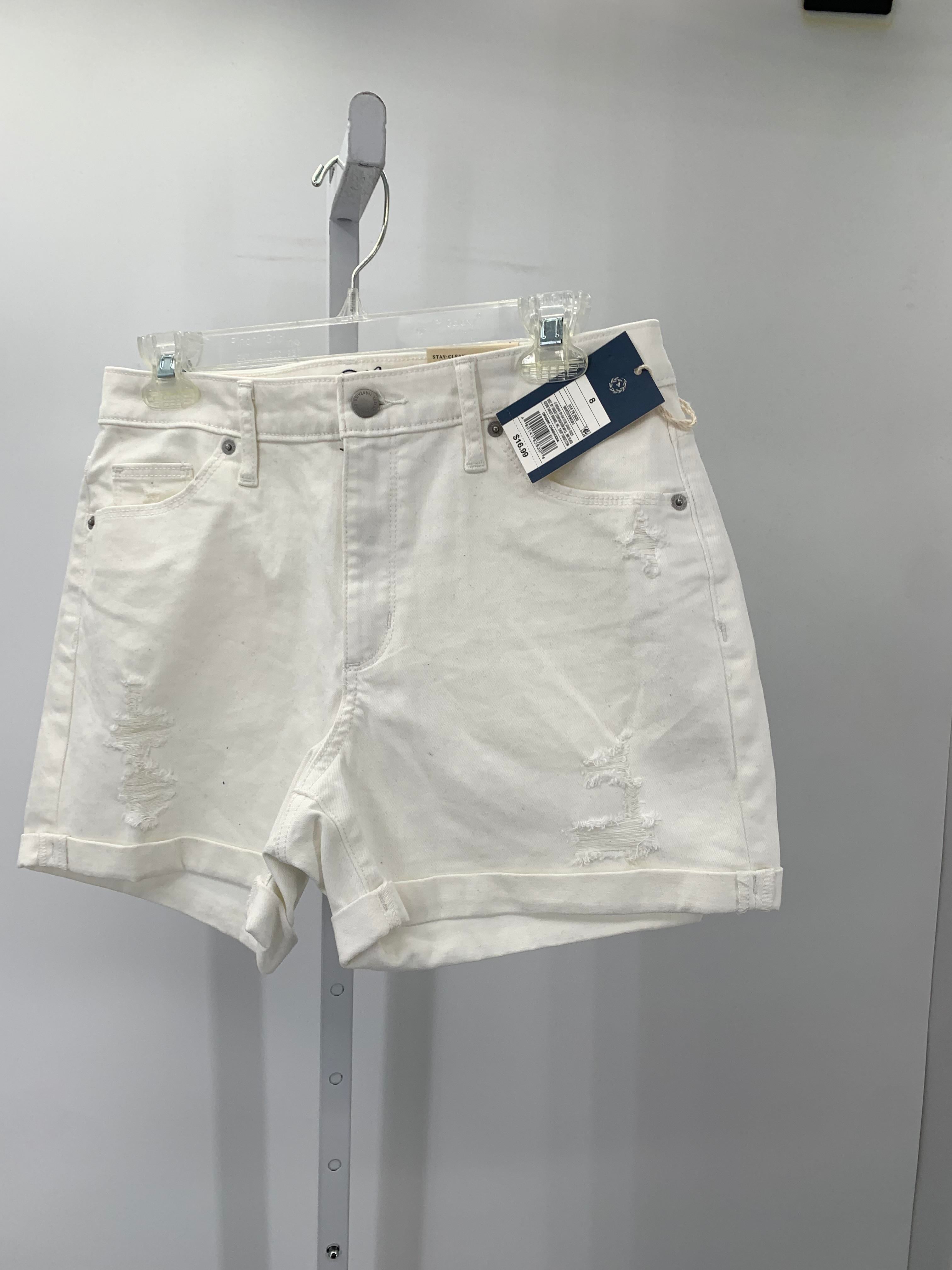 Universal Thread Size 8 Misses Shorts