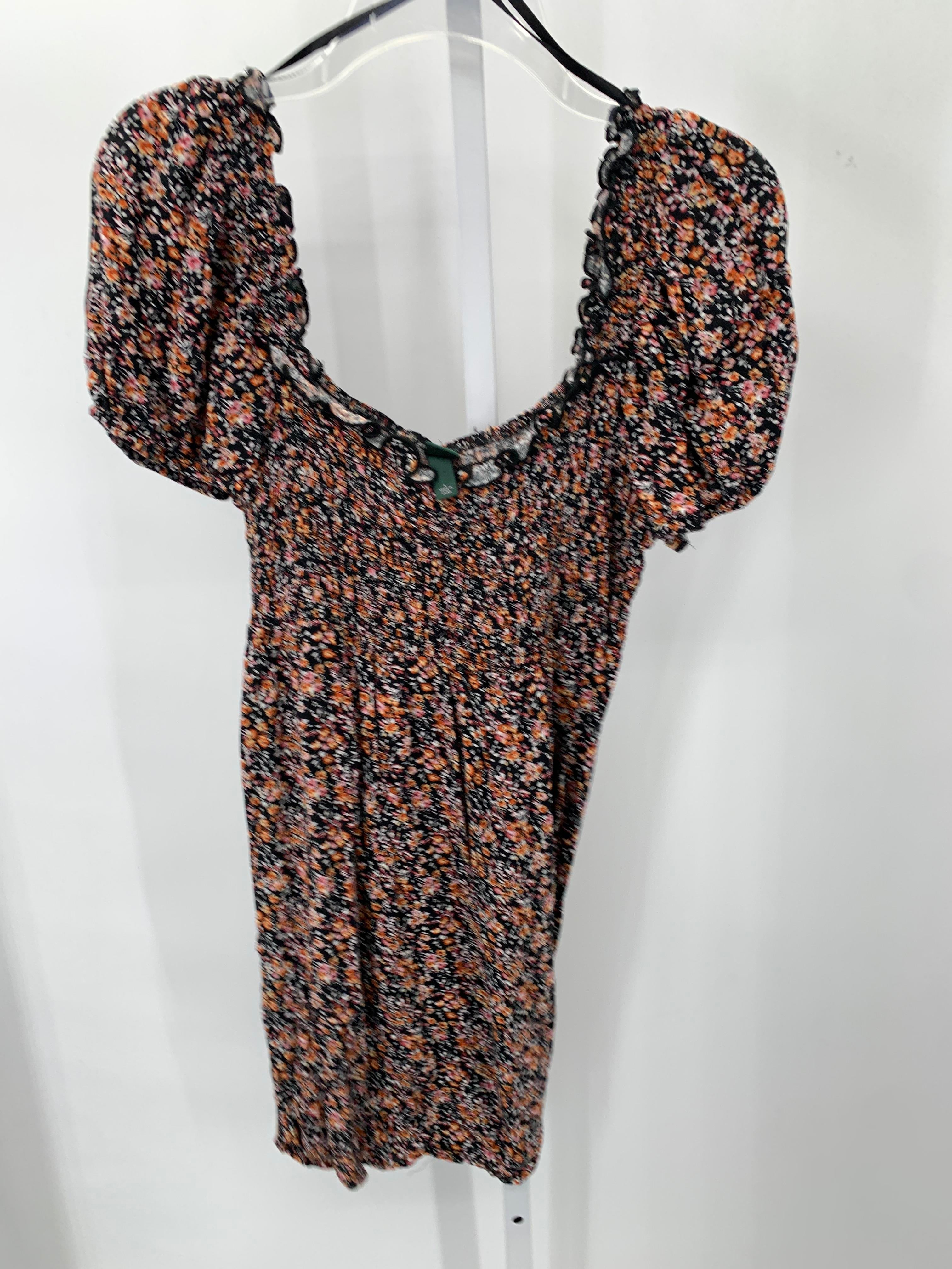 Wild Fable Size Large Juniors Short Sleeve Dress